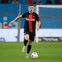 隆戈：米兰老板尚未批准对扎卡的第二份报价，首份1000万欧被拒绝